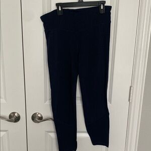 Women's Gapfit Eclipse navy capri leggings